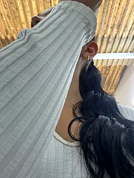 Snapshot of catalina_garciaa chatting on November 2025 01:37:02 PM catalina garciaa online show from November 2025 01:37:02 PM