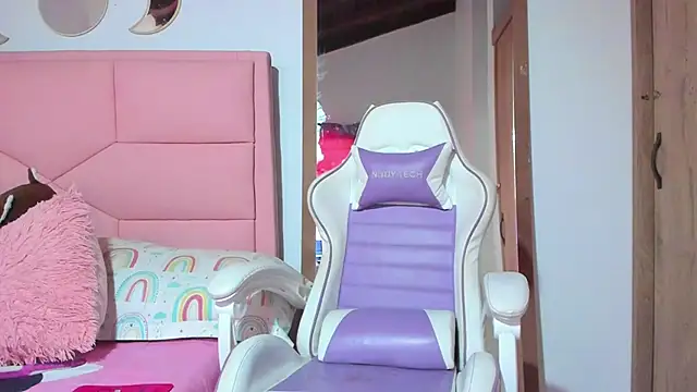 BabyDollvibes online show from November 2025 09:14:01 PM