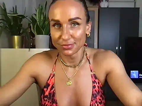 GluteQueenE online show from November 2025 07:35:01 PM