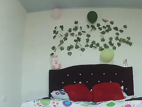 venus kiss online show from October 2025 01:41:01 PM