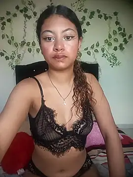 venus kiss online show from November 2025 03:25:02 PM