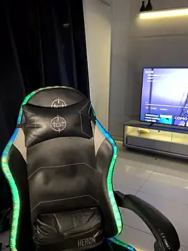 Snapshot of RealGdiass chatting on January 2026 10:22:02 PM RealGdiass online show from January 2026 10:22:02 PM