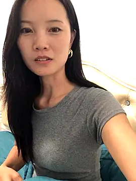 Mile-m online show from October 2025 04:18:01 PM