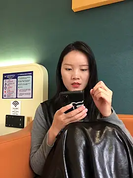 Mile-m online show from November 2025 08:03:02 AM