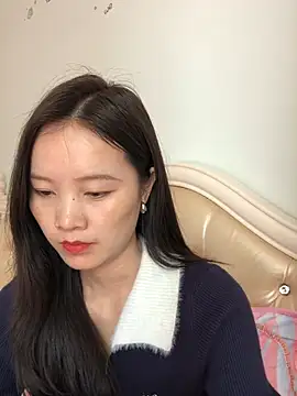 Snapshot of Mile-m chatting on March 2026 06:30:01 AM Mile-m online show from March 2026 06:30:01 AM