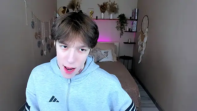 Snapshot of MarkBranston chatting on March 2026 02:45:03 PM MarkBranston online show from March 2026 02:45:03 PM