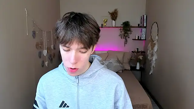 Snapshot of MarkBranston chatting on March 2026 09:31:02 AM MarkBranston online show from March 2026 09:31:02 AM