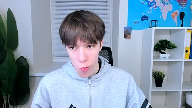 Snapshot of MarkBranston chatting on April 2026 10:43:01 AM MarkBranston online show from April 2026 10:43:01 AM