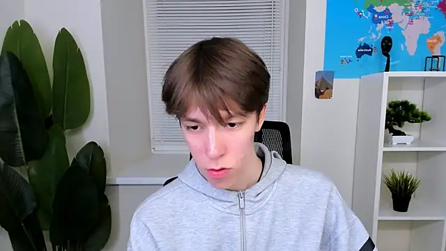 Snapshot of MarkBranston chatting on April 2026 06:10:01 PM MarkBranston online show from April 2026 06:10:01 PM