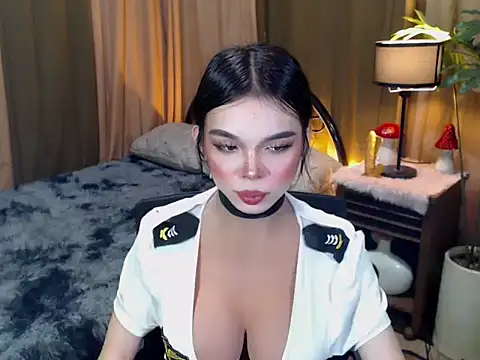 Snapshot of TWINKTRANSSHANEL chatting on October 2025 11:06:02 PM TWINKTRANSSHANEL online show from October 2025 11:06:02 PM