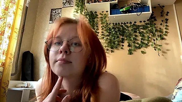 Snapshot of AnitaVanruiten chatting on October 2025 11:19:02 AM AnitaVanruiten online show from October 2025 11:19:02 AM