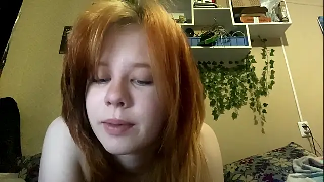 Snapshot of AnitaVanruiten chatting on October 2025 03:05:02 AM AnitaVanruiten online show from October 2025 03:05:02 AM
