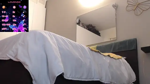 Spicypamy online show from December 2025 04:35:02 PM