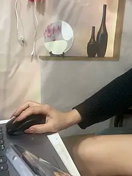 Azura a online show from February 2026 02:09:01 PM