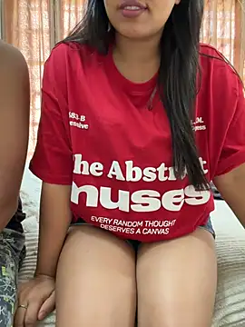 Snapshot of vickyandtania chatting on March 2026 06:24:02 AM vickyandtania online show from March 2026 06:24:02 AM