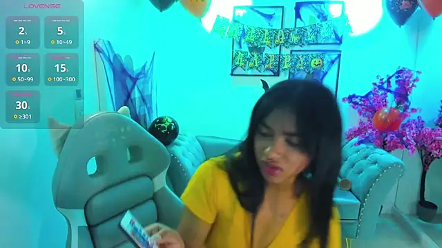 Juliie coper online show from October 2025 12:51:01 PM