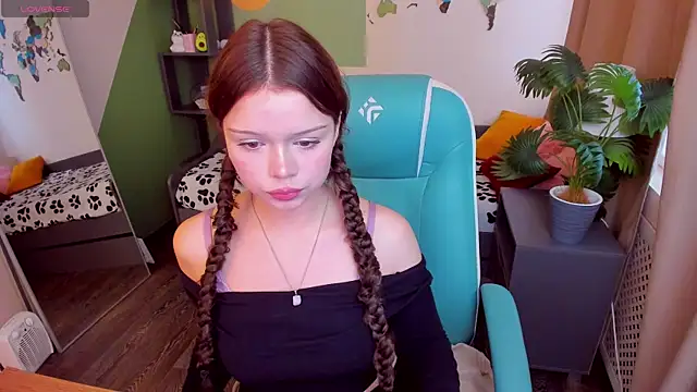 Sarah babyyy online show from October 2025 06:22:02 AM