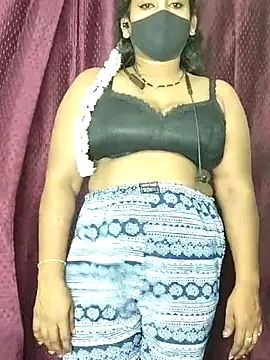 Snapshot of tamil_Monisha chatting on April 2026 06:57:01 PM tamil Monisha online show from April 2026 06:57:01 PM