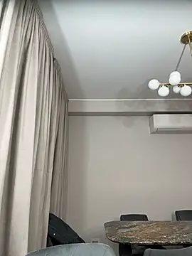 Snapshot of AvaMaddisson chatting on October 2025 03:14:01 AM AvaMaddisson online show from October 2025 03:14:01 AM