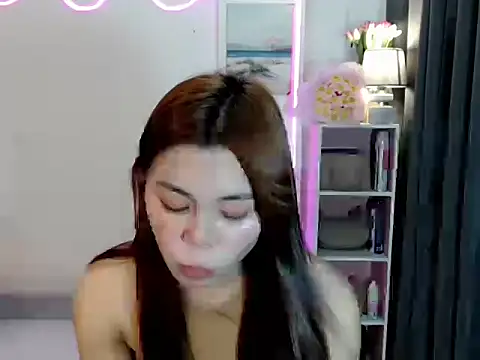 Snapshot of buttycamillex chatting on March 2026 04:07:02 PM buttycamillex online show from March 2026 04:07:02 PM
