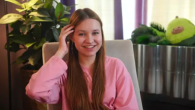 MarindaRuud online show from October 2025 12:03:02 PM