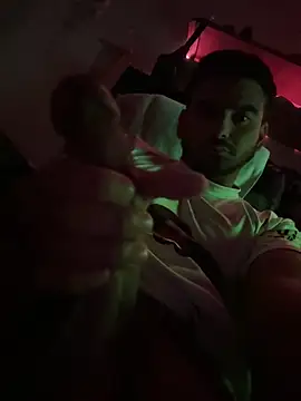 Leeeek23 online show from April 2026 05:07:01 AM