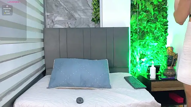 samirscott online show from April 2026 12:56:01 PM