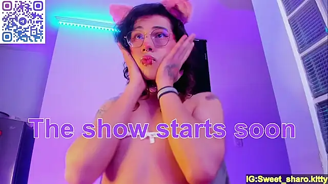 Sweet-SharoKitty online show from April 2026 06:32:02 PM