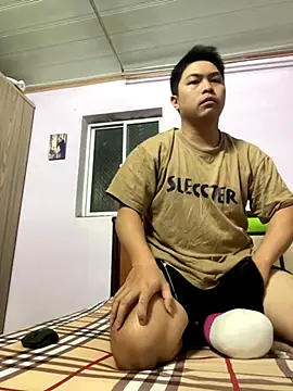 Zynzel online show from October 2025 12:15:02 PM