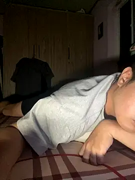 Zynzel online show from October 2025 05:09:02 PM