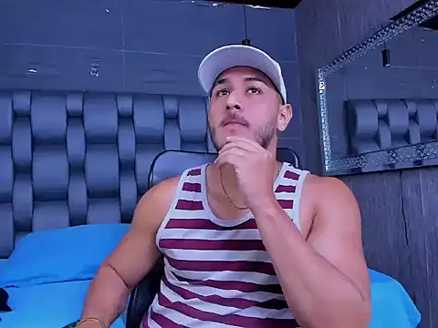 Snapshot of jasonshaw25 chatting on November 2025 04:50:01 PM jasonshaw25 online show from November 2025 04:50:01 PM