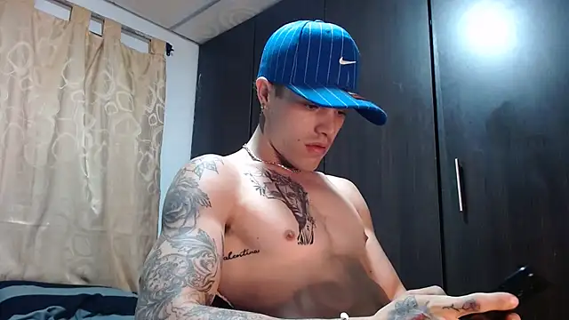 imsammytop online show from February 2026 11:42:02 PM