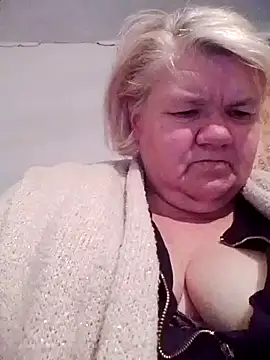 LusiyaGold5 online show from November 2025 08:19:02 PM