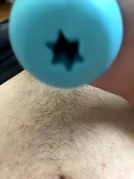 maksinka2006 online show from November 2025 08:03:01 PM