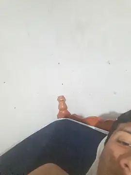 Elkiler72027 online show from October 2025 04:54:01 AM