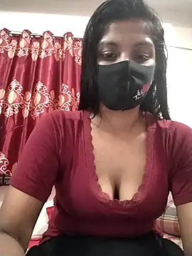 Queen-Any online show from November 2025 04:08:01 PM