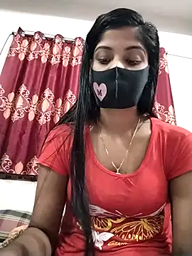 Queen-Any online show from November 2025 10:53:02 PM