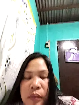 Snapshot of shyhotpinay_32 chatting on October 2025 05:34:01 PM shyhotpinay 32 online show from October 2025 05:34:01 PM