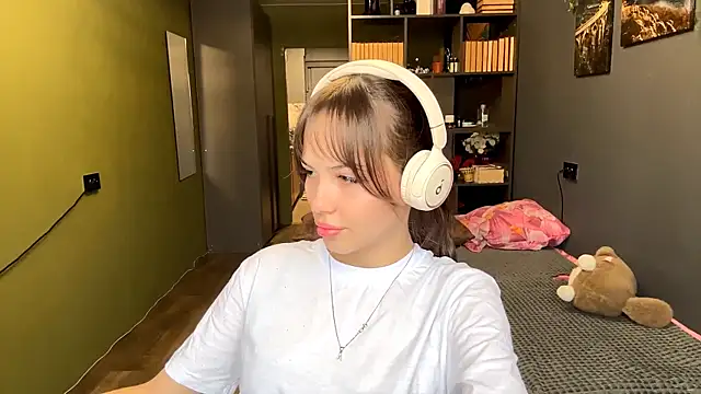 MysticAlisa online show from December 2025 06:33:02 AM