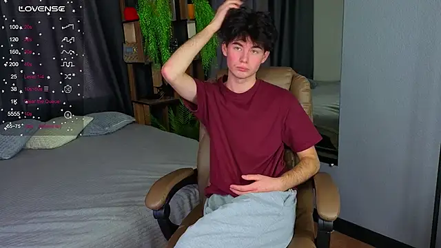 Cute Mike online show from October 2025 08:04:02 AM