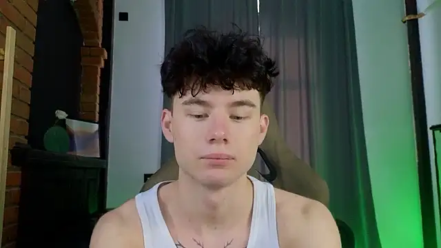 Cute Mike online show from March 2026 04:40:01 AM