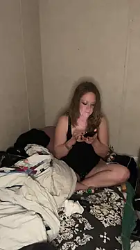 Snapshot of amandatheblondewife chatting on March 2026 07:47:01 AM amandatheblondewife online show from March 2026 07:47:01 AM