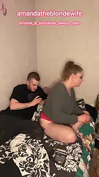 Snapshot of amandatheblondewife chatting on March 2026 04:30:02 AM amandatheblondewife online show from March 2026 04:30:02 AM