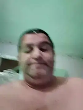 Snapshot of Zsoltzsolti23 chatting on December 2025 08:35:01 PM Zsoltzsolti23 online show from December 2025 08:35:01 PM