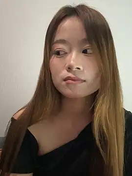 Snapshot of qingzi1218 chatting on October 2025 11:30:01 AM qingzi1218 online show from October 2025 11:30:01 AM