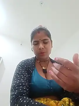 Pabitra cute online show from December 2025 10:01:01 AM