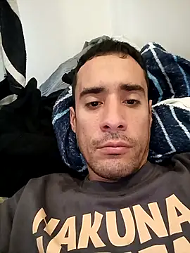 Snapshot of miguevice chatting on October 2025 06:07:02 PM miguevice online show from October 2025 06:07:02 PM