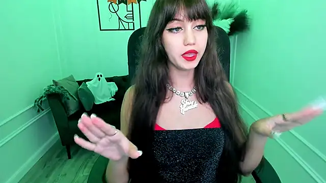 TiffanyYounge online show from October 2025 11:20:02 AM