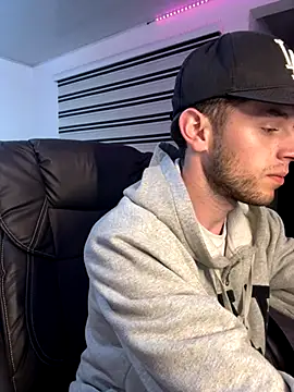 noah red online show from October 2025 03:40:01 AM