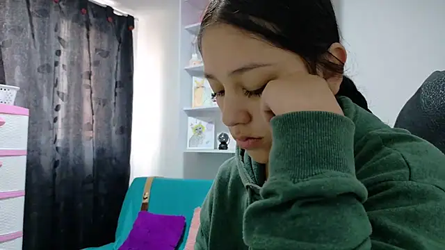 KOREN JALAA online show from April 2026 03:37:01 PM